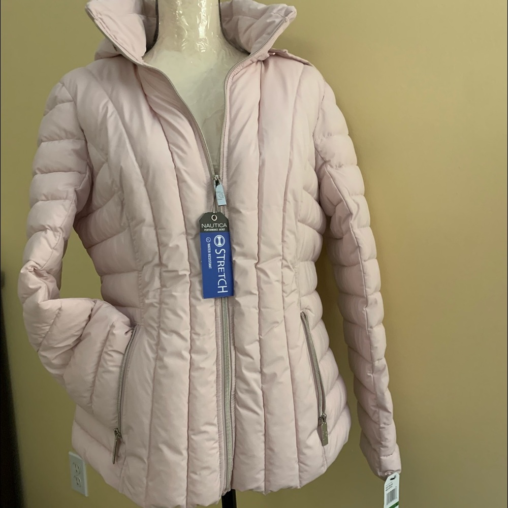 REVERSIBLE PACKABLE PUFFER JACKET
